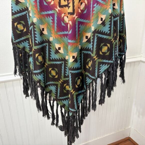 Double D Ranch Size S/M Chicora Poncho Southwest Fringe Western Cowgirl Aztec - Picture 9 of 12